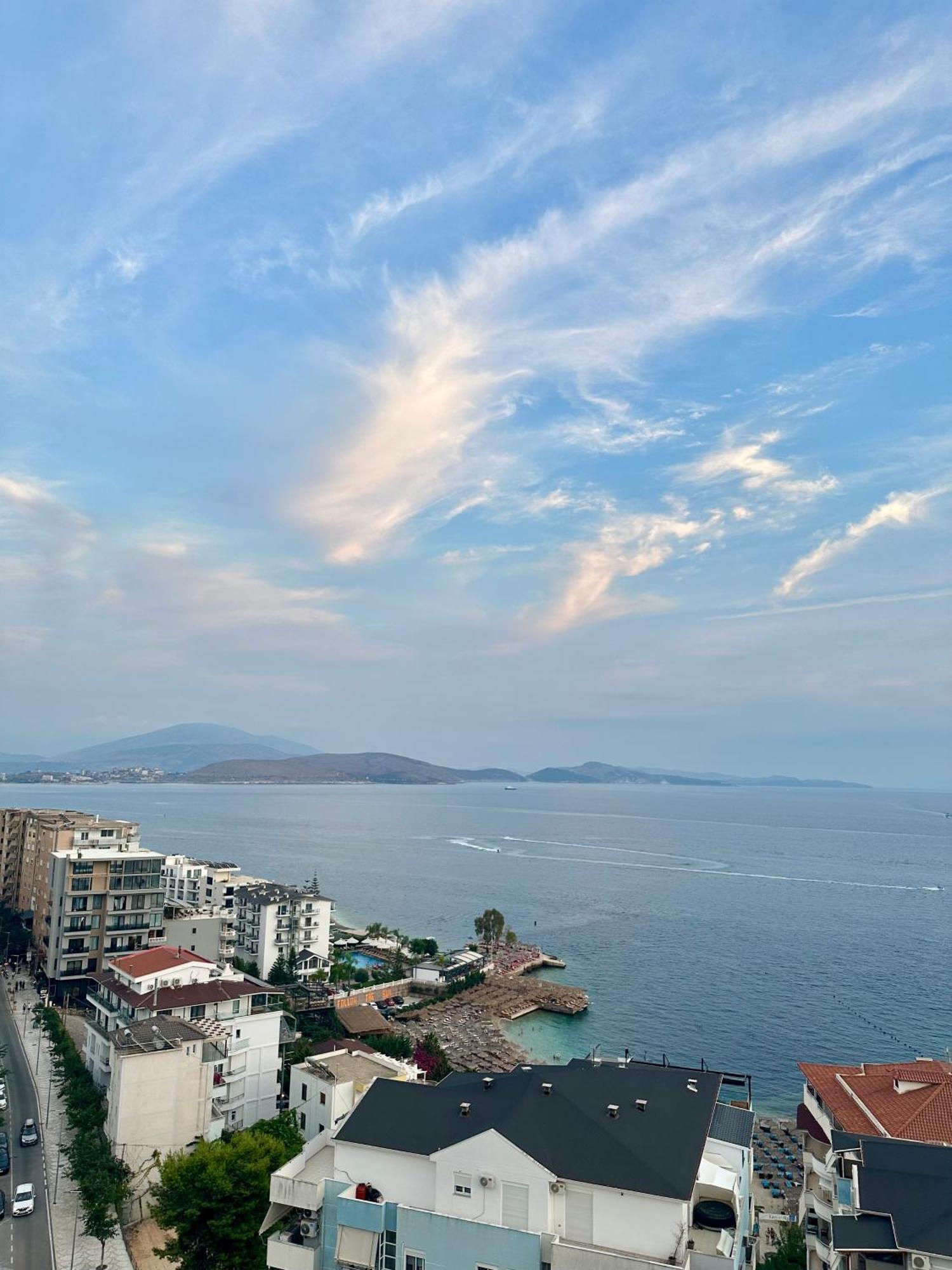 Kay Apartment Saranda Terraces Bagian luar foto