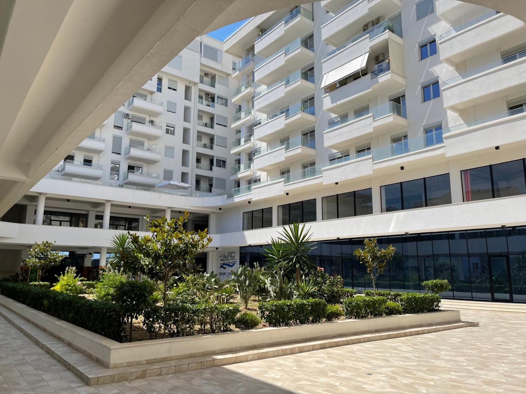 Kay Apartment Saranda Terraces Bagian luar foto
