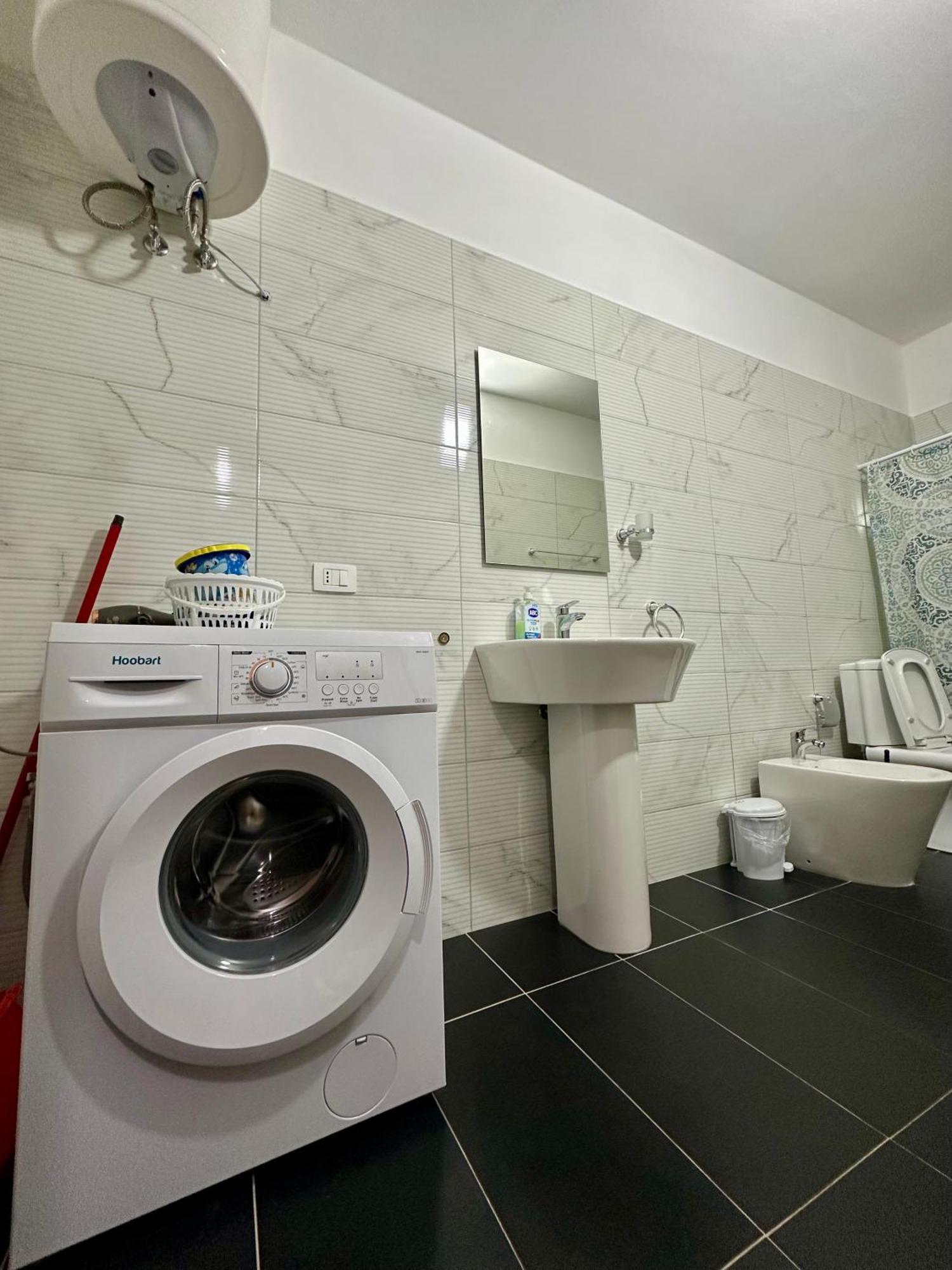 Kay Apartment Saranda Terraces Bagian luar foto